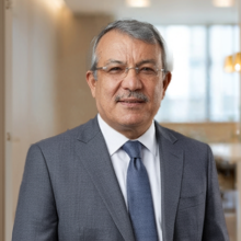 Av Namık AYHAN.png